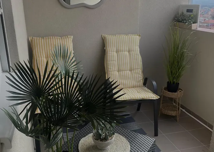 Zlatkovic Family شقة